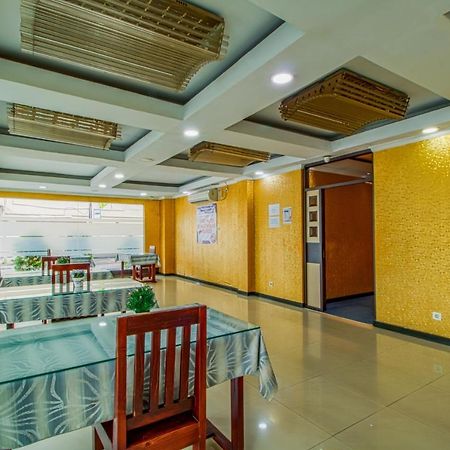 Suba Hotel Jakarta Exterior photo